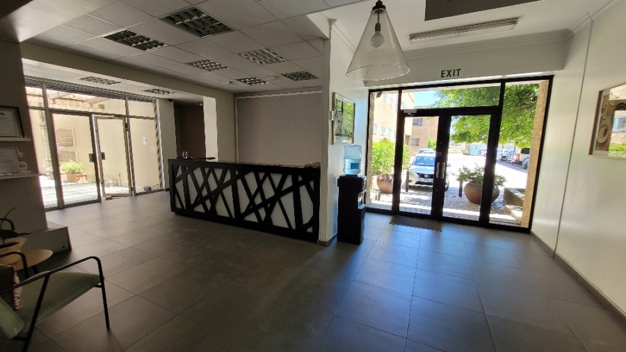 To Let commercial Property for Rent in Paarden Eiland Western Cape